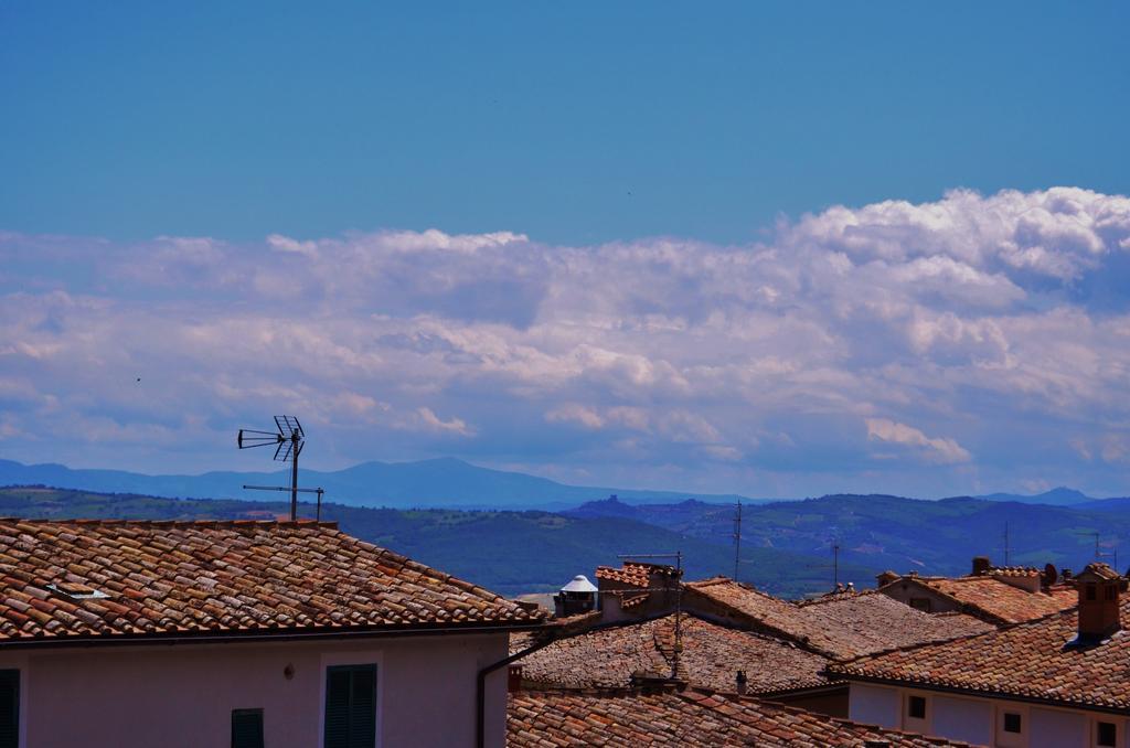 Affittacamere La Torre Montalcino Exterior foto